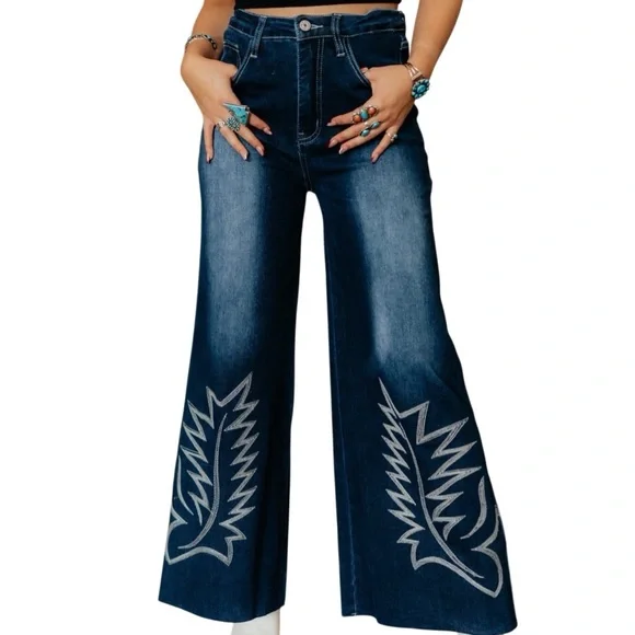 Lucky & Blessed Western Chic Embroidered Tea Stain Jeans size 18 Boho Western - Picture 3 of 16